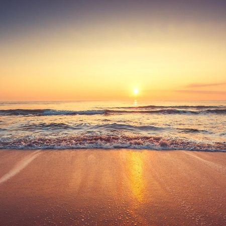 Tamarindo Beach, Prime Location, Fantastic Watersalt Pool & Cold Plunge, Family & Friends Екстер'єр фото