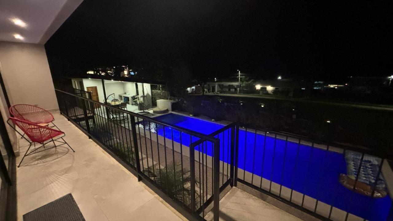 Tamarindo Beach, Prime Location, Fantastic Watersalt Pool & Cold Plunge, Family & Friends Екстер'єр фото