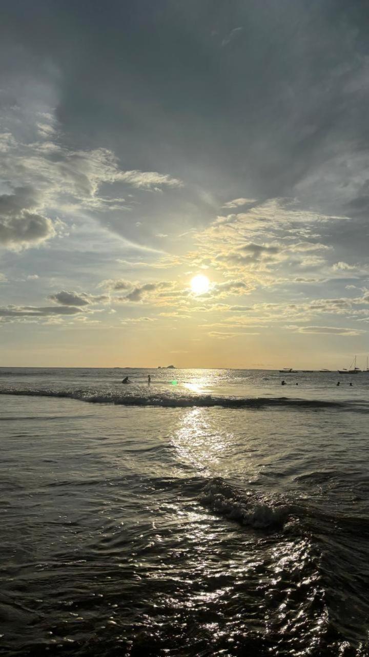 Tamarindo Beach, Prime Location, Fantastic Watersalt Pool & Cold Plunge, Family & Friends Екстер'єр фото